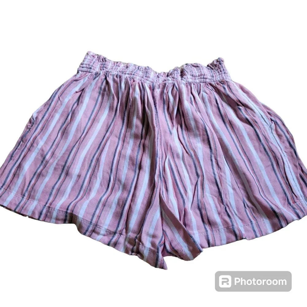 Women's Size Large Hollister Ultra Hi Rise shorts